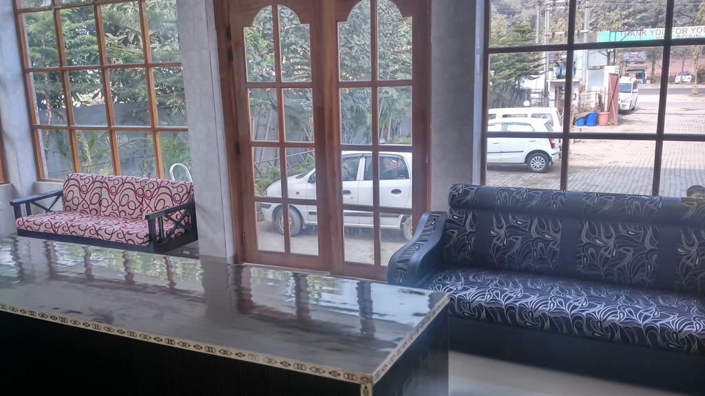 غاواهاتي Hotel Parshuram المظهر الخارجي الصورة