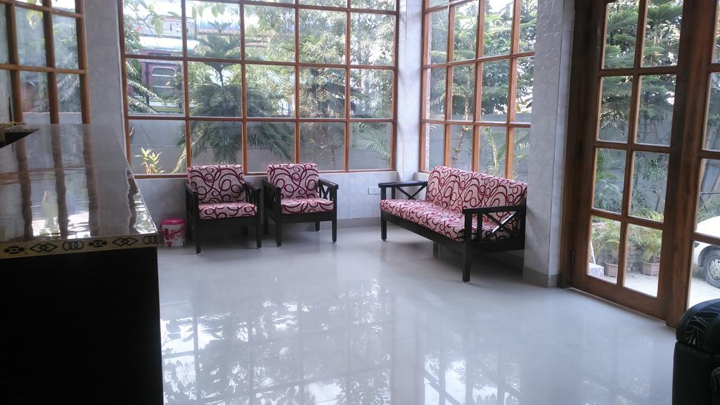 غاواهاتي Hotel Parshuram المظهر الخارجي الصورة
