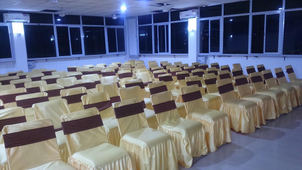 غاواهاتي Hotel Parshuram المظهر الخارجي الصورة