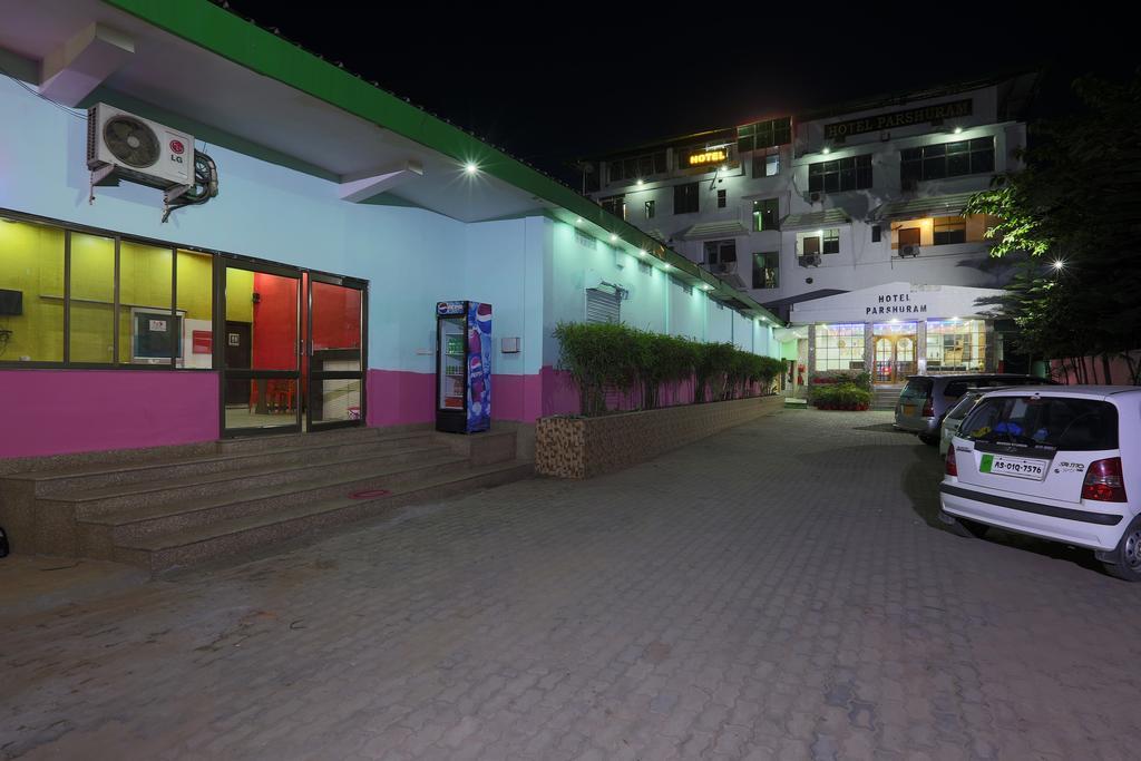 غاواهاتي Hotel Parshuram المظهر الخارجي الصورة