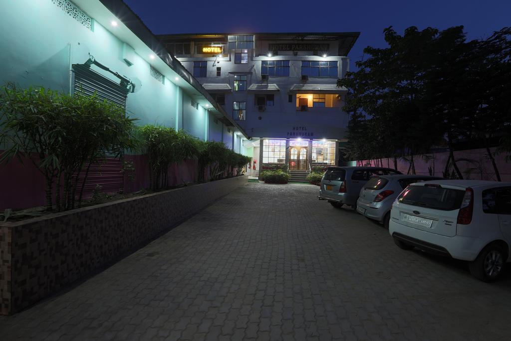 غاواهاتي Hotel Parshuram المظهر الخارجي الصورة